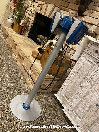Hammered Blue & Silver Simplex on a tall stand.