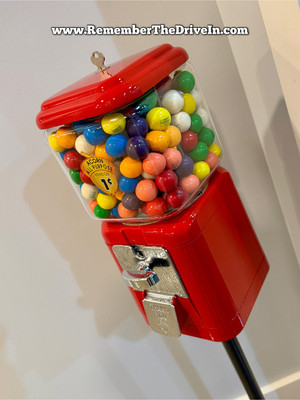 Oak Acorn Gumball Machine in Classic Red
