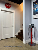 Projected Sound 2-Tone Hammered Speakers with Tall Red Pole
