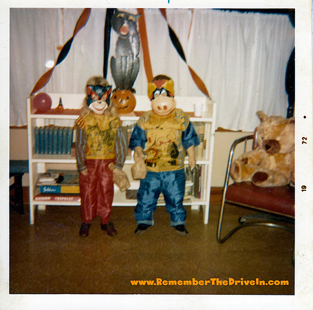 Halloween Party 1972 - Ben Cooper Costumes