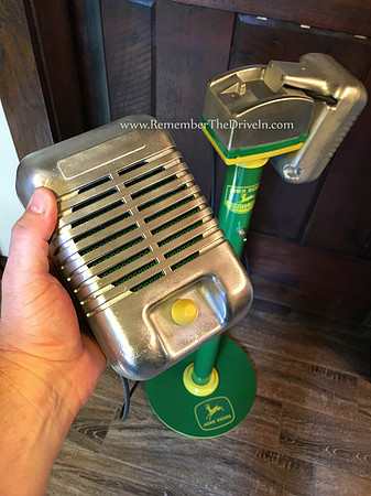 John Deere themed set w/ Bluetooth & MP3