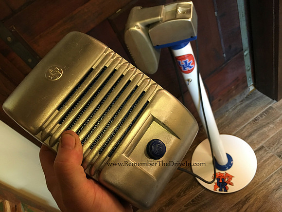 UK Wildcats w/ Bluetooth & MP3
