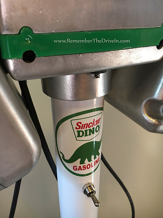 Sinclair Dino Gas Themed Speaker Set with Green glow Circlite.